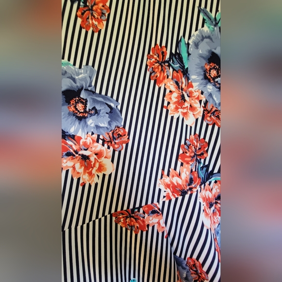 NY&C wrap floral stripes maxi dress - Picture 2 of 5